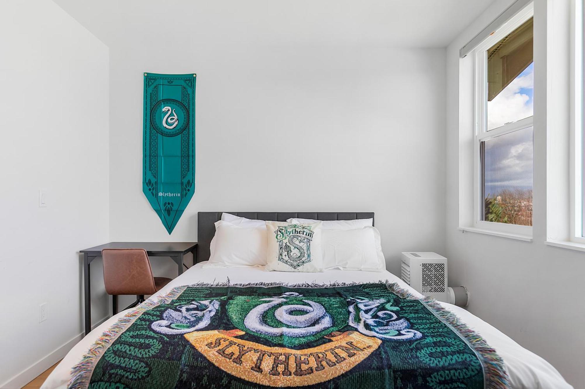 Harry Potter Sweet Suites Seattle Exterior photo